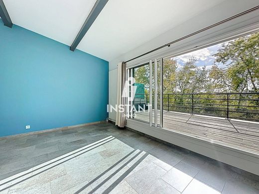 Apartment in Maisons-Alfort, Val-de-Marne