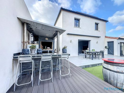 Luxe woning in Balaruc-le-Vieux, Hérault