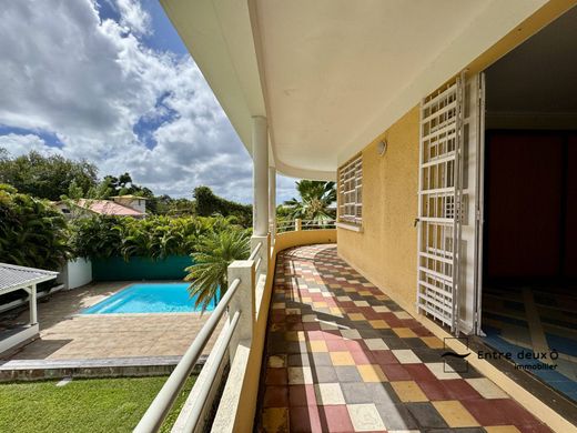 Luxus-Haus in Fort-de-France, Martinique