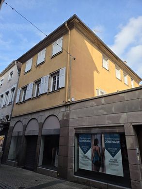 Edificio en Haguenau, Bajo Rin