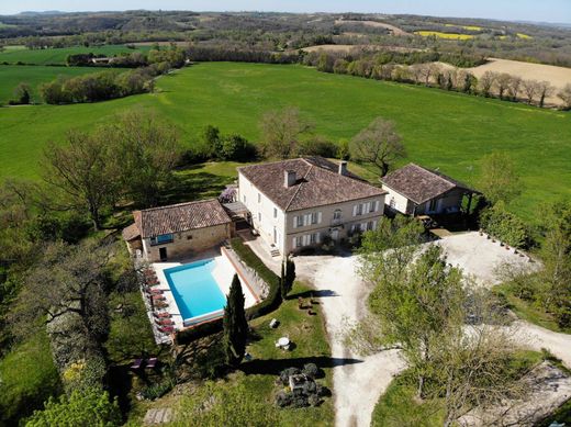 Luksusowy dom w Mauvezin, Gers