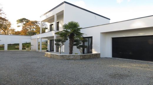 Luxus-Haus in Guichen, Ille-et-Vilaine