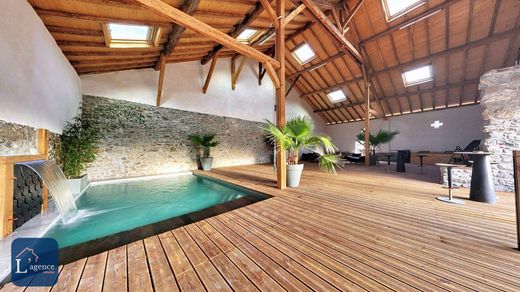 Luxus-Haus in Sciez, Haute-Savoie