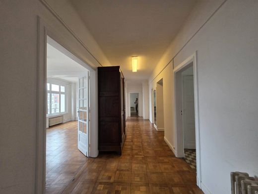 Apartment / Etagenwohnung in Lille, Nord