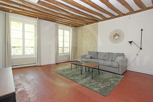 Apartment in Versailles, Yvelines