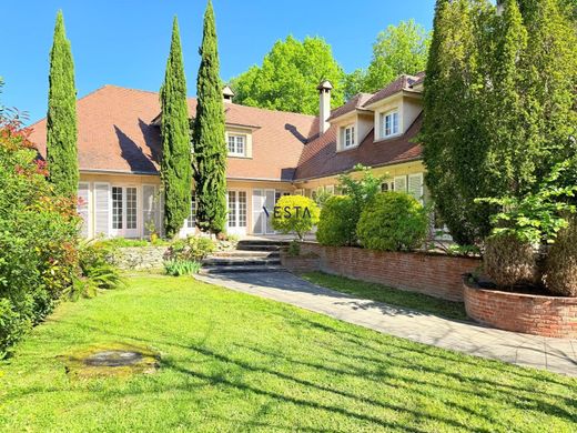 ‏בתי יוקרה ב  Cornebarrieu, Upper Garonne