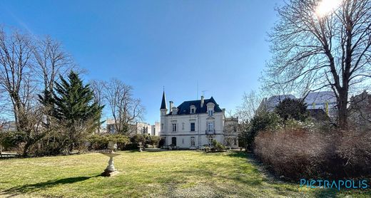 Maison de luxe à Chaumont, Haute-Marne