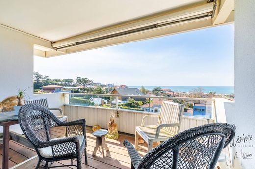Apartment in Anglet, Pyrénées-Atlantiques