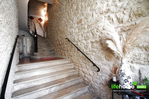 Luxe woning in Fabrègues, Hérault