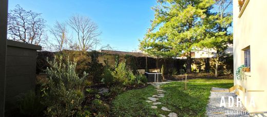 豪宅  梅斯, Moselle