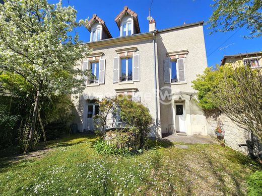 منزل ﻓﻲ Conflans-Sainte-Honorine, Yvelines