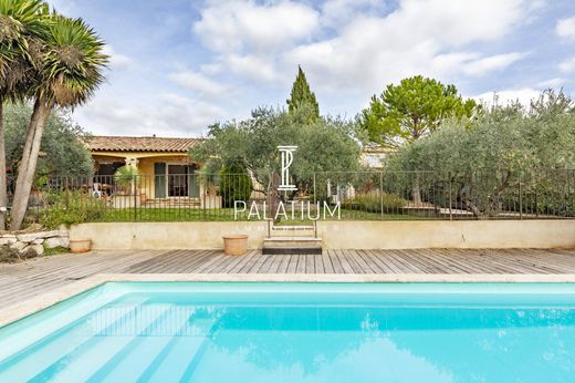 호화 저택 / Pierrevert, Alpes-de-Haute-Provence