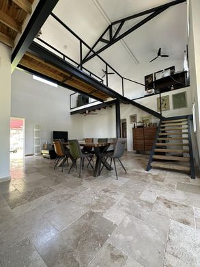 Luxury home in La Bretagne, Réunion
