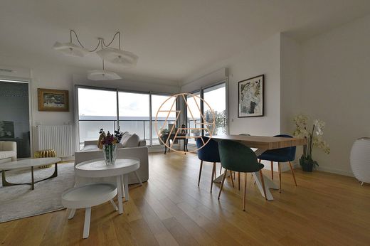 Appartamento a Saint-Maur-des-Fossés, Val-de-Marne
