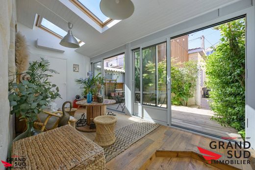 Luxus-Haus in Bordeaux, Gironde