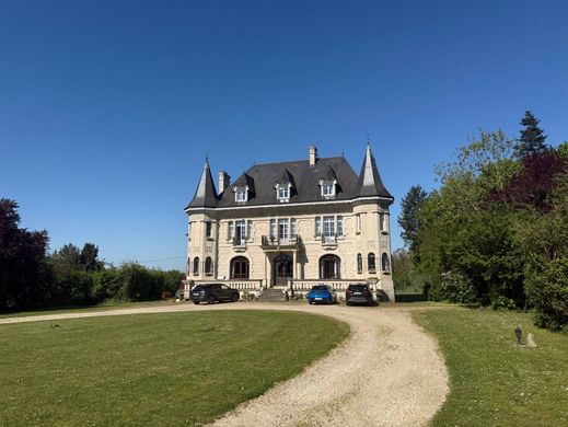 Château à Soissons, Aisne