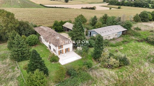 Luxe woning in Châtillon-sur-Chalaronne, Ain