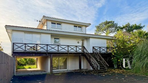 Элитный дом, Gujan-Mestras, Gironde