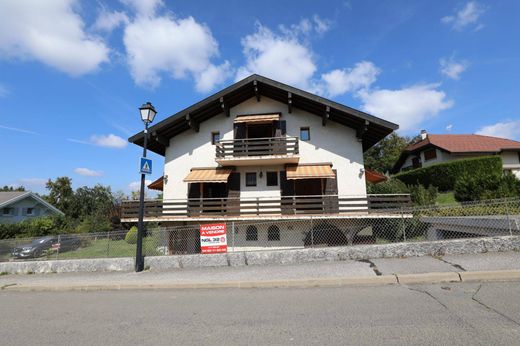 Casa di lusso a Villaz, Alta Savoia