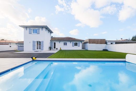 Элитный дом, Gujan-Mestras, Gironde