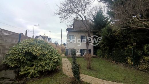 Luxury home in Houilles, Yvelines