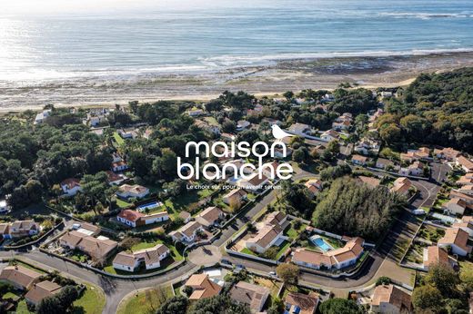 Luxury home in Saint-Vincent-sur-Jard, Vendée