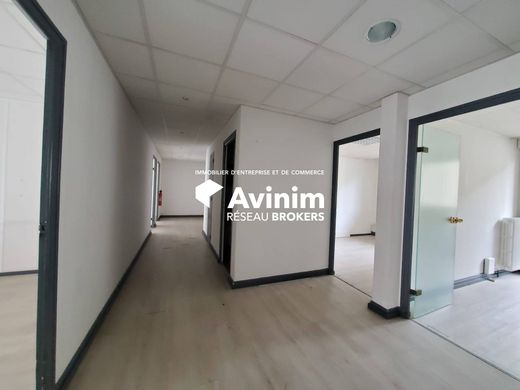 Office in Annecy, Haute-Savoie