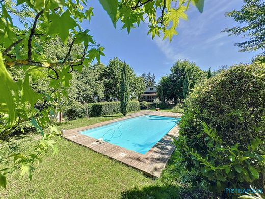 Casa di lusso a La Tour-de-Salvagny, Rhône