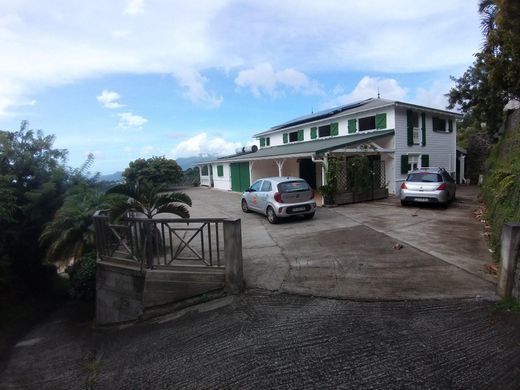 Casa de lujo en Bellefontaine, Martinica