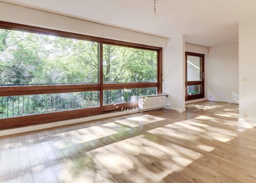 Apartament w Châtenay-Malabry, Hauts-de-Seine