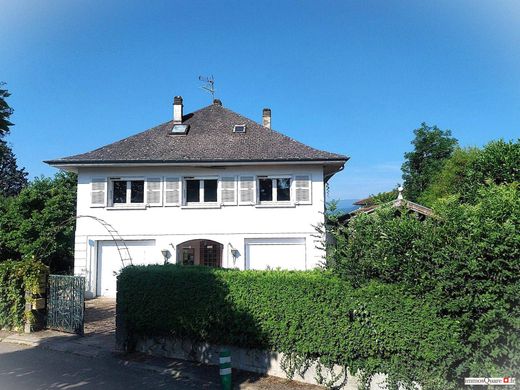 豪宅  Montbonnot-Saint-Martin, Isère