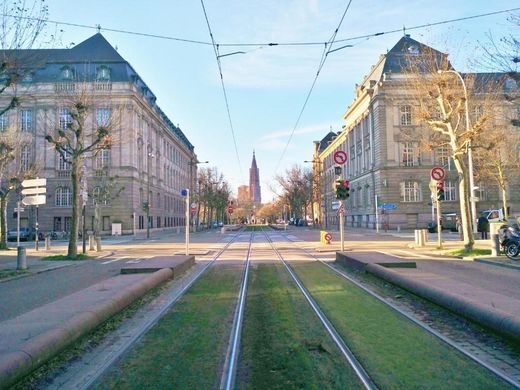 Oficina en Estrasburgo, Bajo Rin