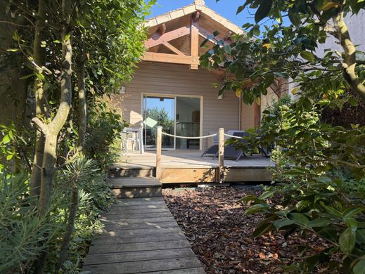 Luxus-Haus in La Rochelle, Charente-Maritime