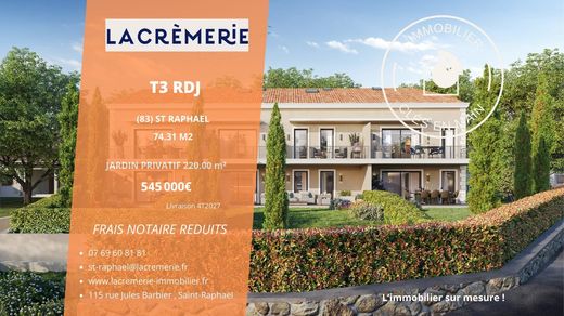 ‏דירה ב  Saint-Raphaël, Var