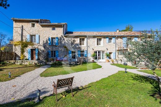 Luxury home in Pernes-les-Fontaines, Vaucluse