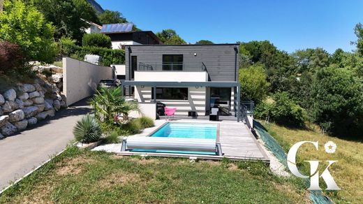 Casa di lusso a Claix, Isère