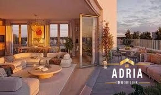 Квартира, Исси-ле-Мулино, Hauts-de-Seine