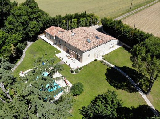 Luxury home in Lectoure, Gers