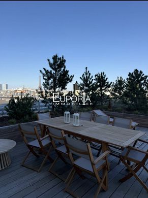 Daire Motte-Picquet, Commerce, Necker, Paris