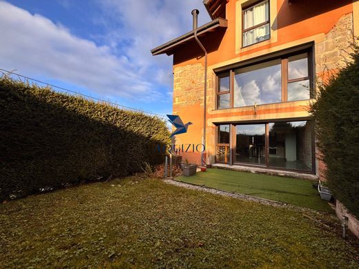 Luxe woning in La Roche-sur-Foron, Haute-Savoie