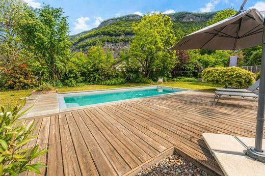 Элитный дом, Épagny, Haute-Savoie
