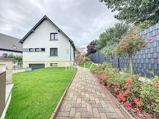 Casa di lusso a Niederhausbergen, Basso Reno