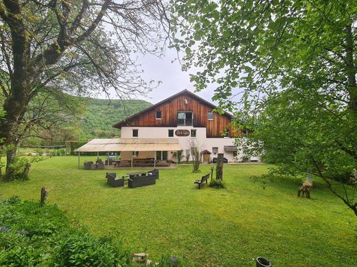 Luxury home in Pontarlier, Doubs