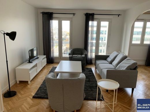 Piso / Apartamento en Issy-les-Moulineaux, Altos de Sena