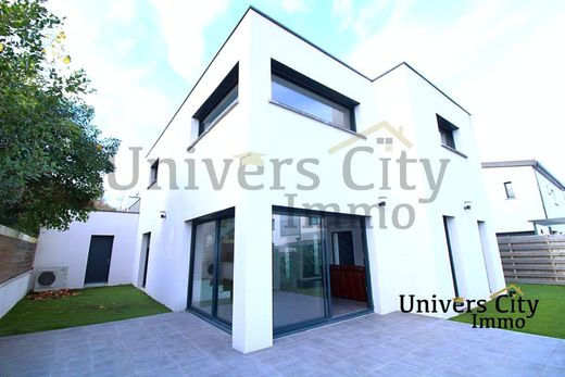 Casa de lujo en Écouflant, Maine y Loira