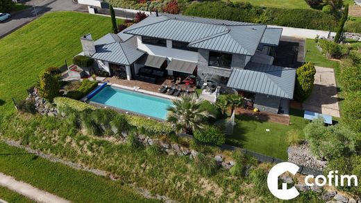 Luxury home in Serres-Castet, Pyrénées-Atlantiques