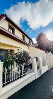 Luxury home in Nogent-sur-Marne, Val-de-Marne