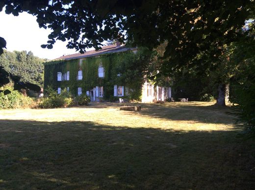 Πολυτελή κατοικία σε Bonnac-la-Côte, Département de la Haute-Vienne