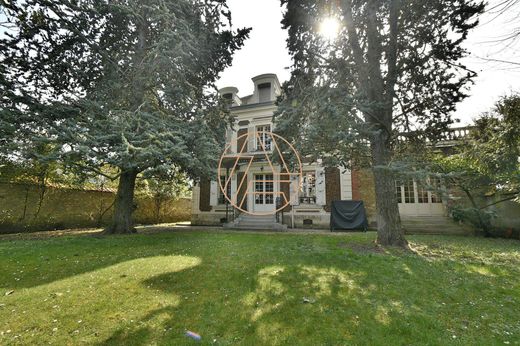 Casa di lusso a Saint-Maur-des-Fossés, Val-de-Marne