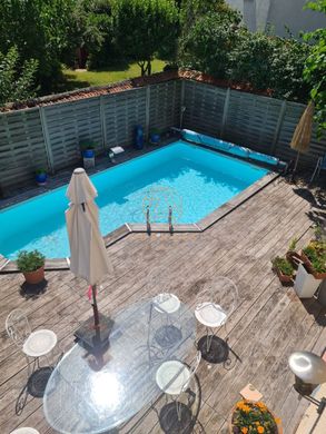 Luxury home in Saint-Maur-des-Fossés, Val-de-Marne